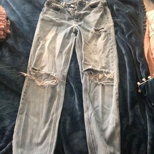 90s boyfriend fit AE jeans